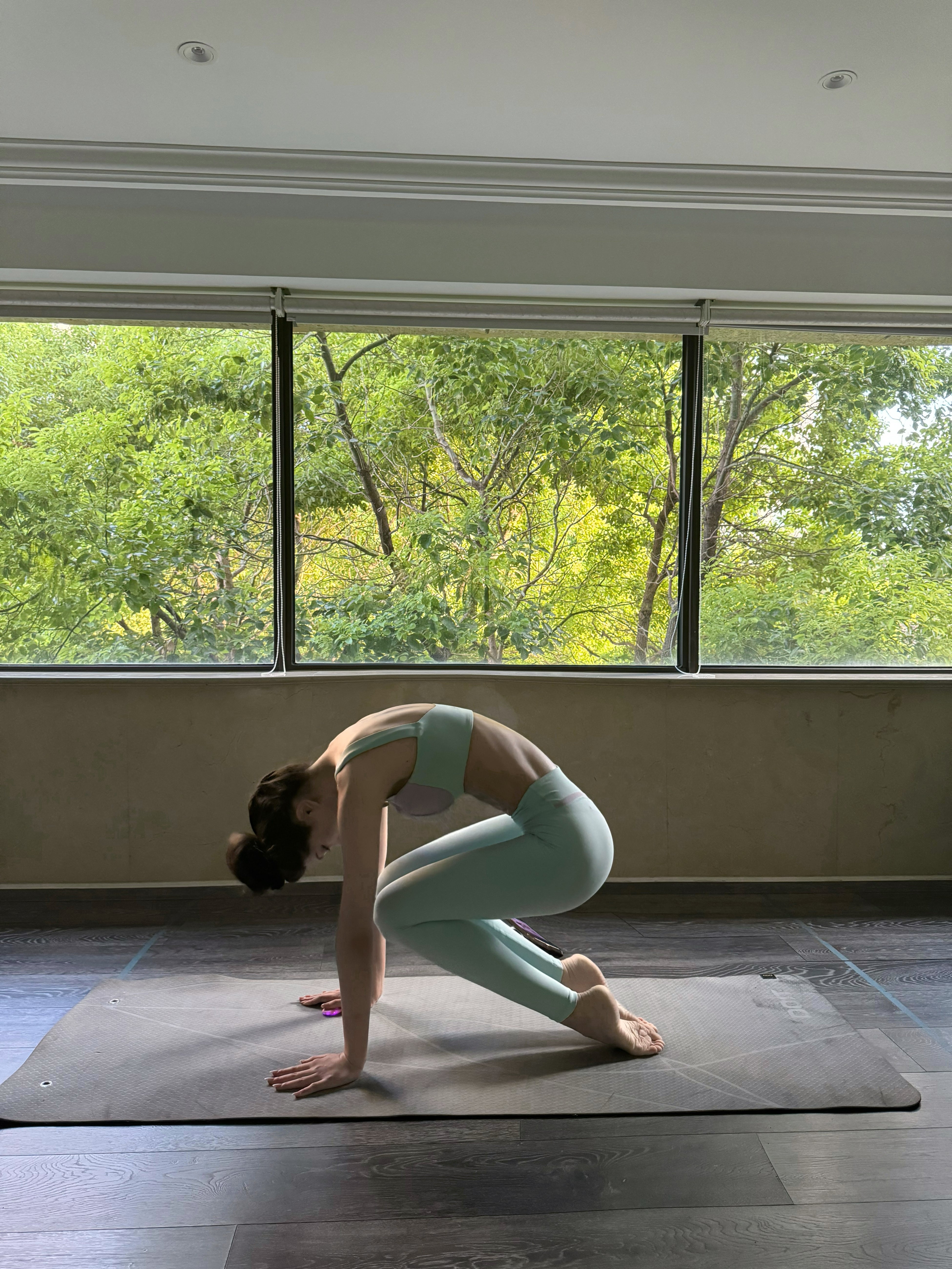 Monet Garden · Dreamy Blue-Purple Sports Bra